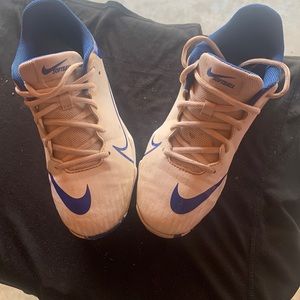 Nike softball cleats size 6